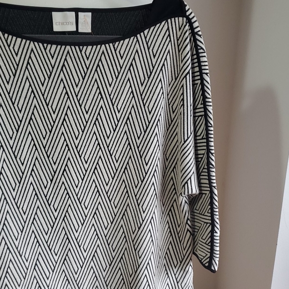 🏷Chicos Urban style Blouse - Picture 2 of 8